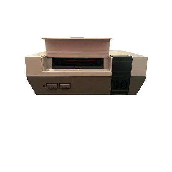 Nintendo Entertainment System Model NES-001 W/ 2 Controllers & Gun - Picture 9 of 13